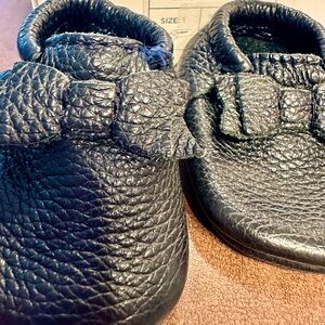 Freshly Picked Bow tie Moccasins